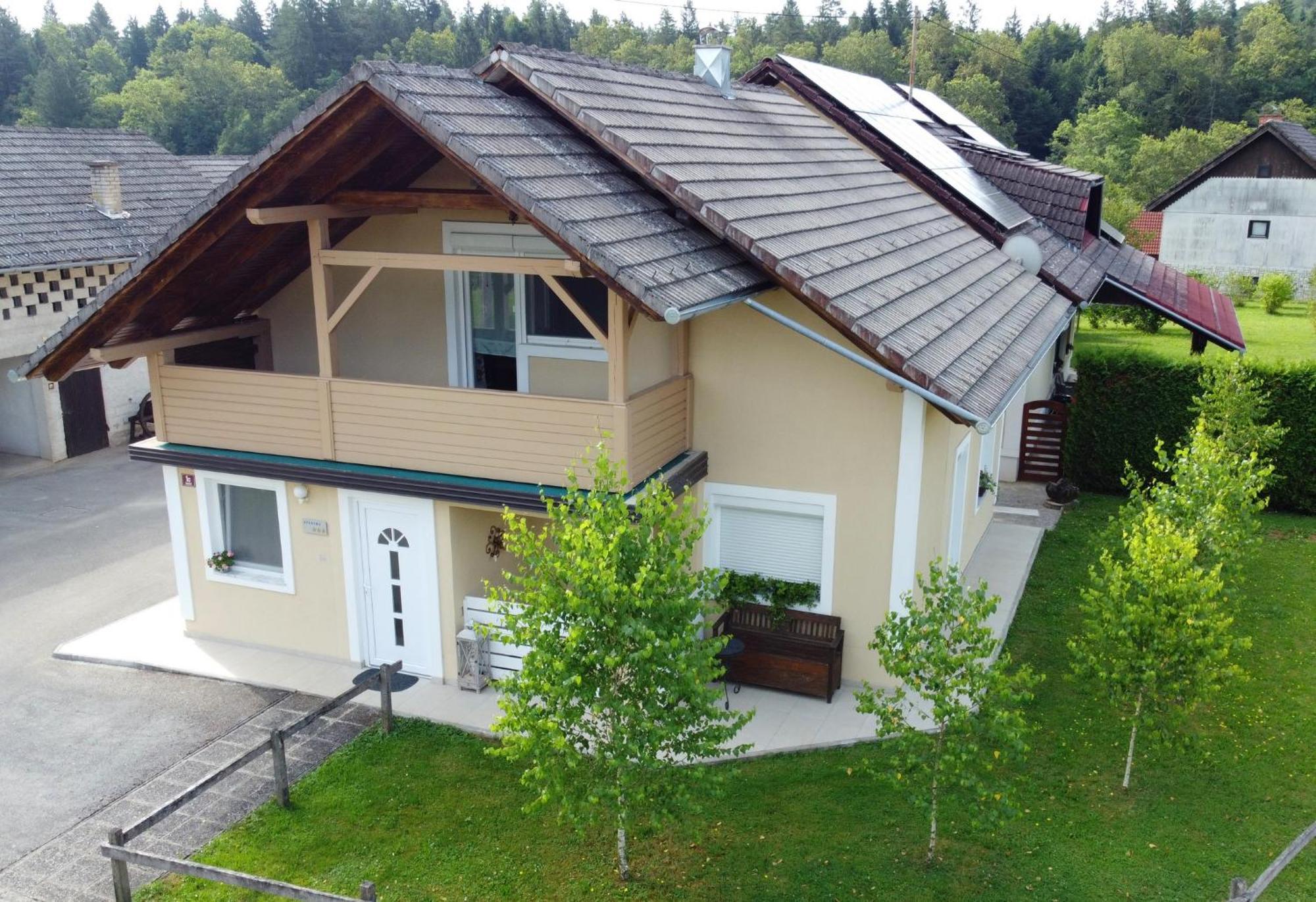 Apartma Marija Metlika Zewnętrze zdjęcie